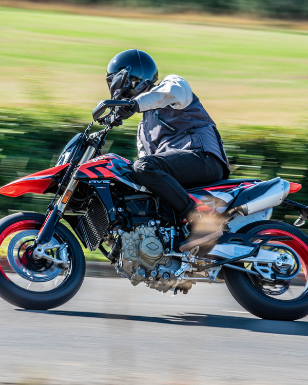 Ducati Hypermotard 698 Mono - Ride Review