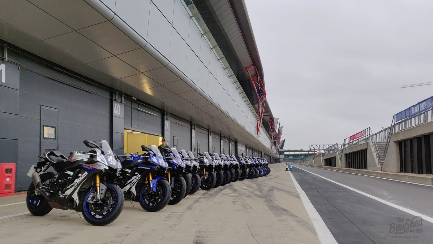 Yamaha R1M Masterclass - Silverstone